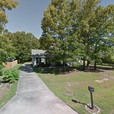 111 Greentree Dr, Raeford, NC 28376