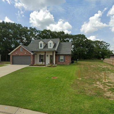 111 Lakes Edge Dr, Broussard, LA 70518