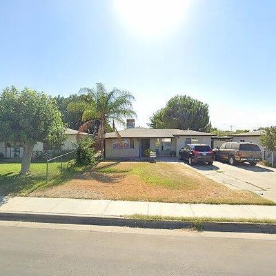 1118 Albany St, Delano, CA 93215