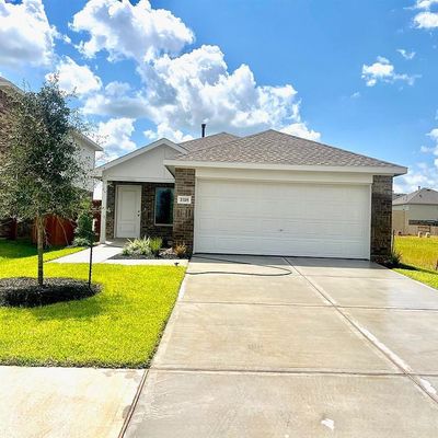 1118 Rustic Willow Dr, Beasley, TX 77417