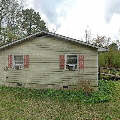 112 Nelson St, Rose Hill, NC 28458