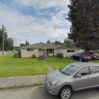 112 N Norris St, Burlington, WA 98233