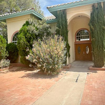 112 Santo Ysidro Rd, Santa Teresa, NM 88008