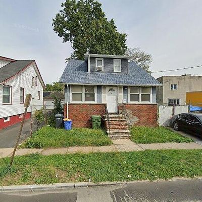 1123 Drake Ave, Roselle, NJ 07203