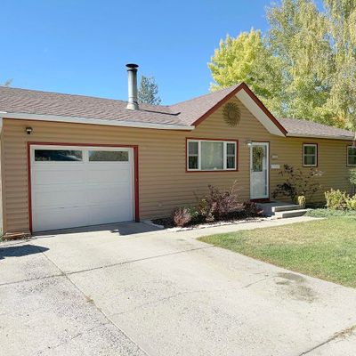 1126 Sherry Dr, Riverton, WY 82501