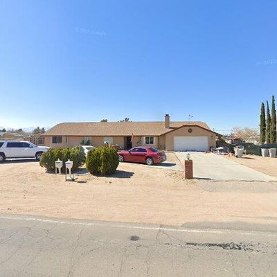 11586 Oakwood Ave, Hesperia, CA 92345