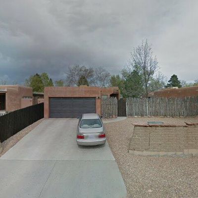 1025 Camino De Chelly, Santa Fe, NM 87505