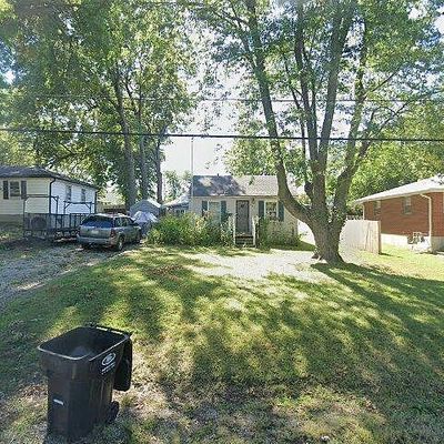 1027 E Stone St, Independence, MO 64050