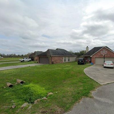 103 Legend Creek Dr, Youngsville, LA 70592