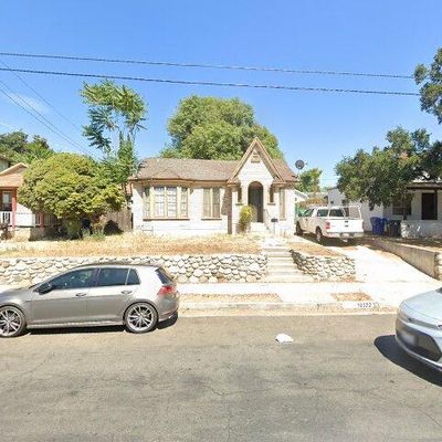 10322 Plainview Ave, Tujunga, CA 91042