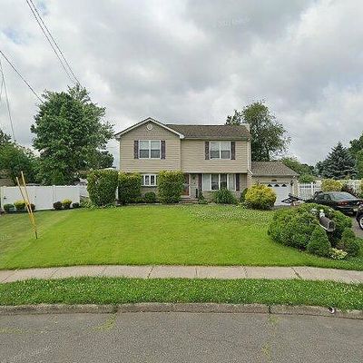 104 Albemarle Rd, Colonia, NJ 07067