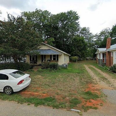 104 Edwards St, Greenville, SC 29609