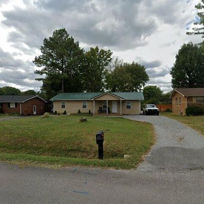 104 Fischer Dr, Springfield, TN 37172