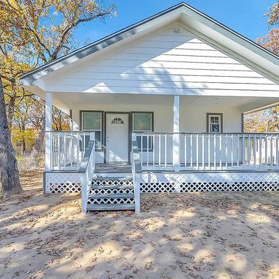 104 Lake Arrowhead Dr, Mabank, TX 75156