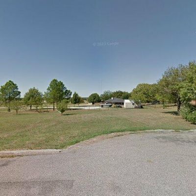 104 Sara Ct, Collinsville, TX 76233