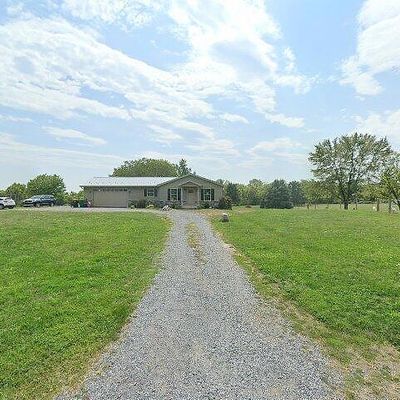 10425 Letzburg Rd, Greencastle, PA 17225