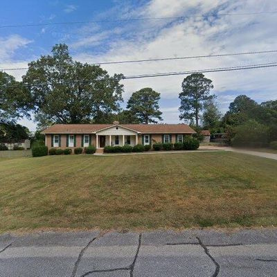 105 Belcourt Dr, Greenwood, SC 29649