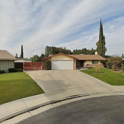 105 Holmby Ct, Bakersfield, CA 93309