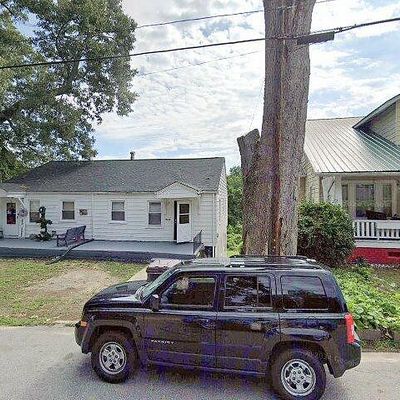 105 N Franklin St, Reidsville, NC 27320