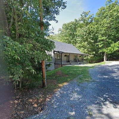 105 Old Post Rd, Moneta, VA 24121