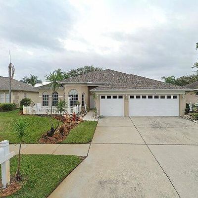 1054 Sawgrass Dr, Tarpon Springs, FL 34689