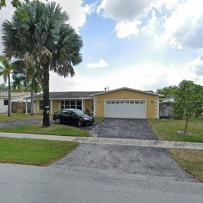 10540 Nw 18 Th Pl, Pembroke Pines, FL 33026