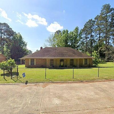 106 Deer Crk E, Pineville, LA 71360