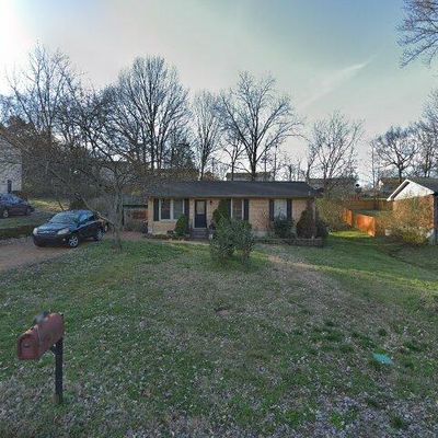 106 Mountainwood Dr, Hendersonville, TN 37075