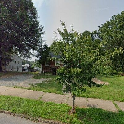 106 Nw 25 Th St, Winston Salem, NC 27105