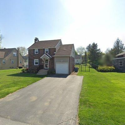 106 S 5 Points Rd, West Chester, PA 19382