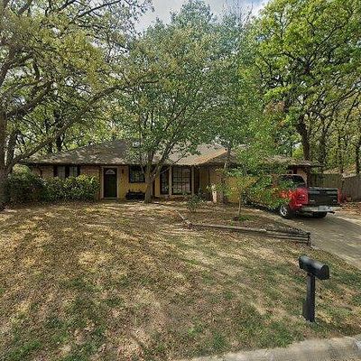 107 Camelot Dr, Weatherford, TX 76086