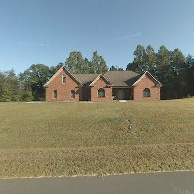 1070 Nauvoo Ridge Dr, Tobaccoville, NC 27050