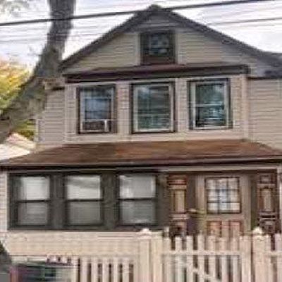 10703 Princeton St, Jamaica, NY 11435