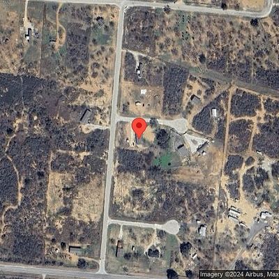 108 County Road 2638, Devine, TX 78016