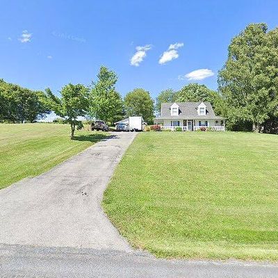 12205 Deerfield Ln, Glade Spring, VA 24340