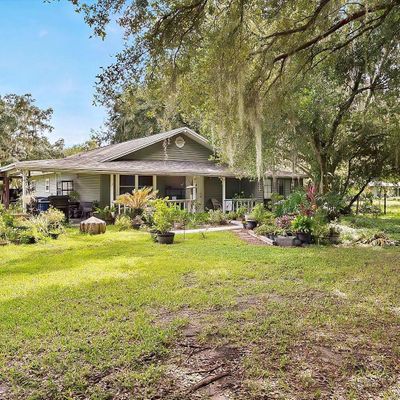 1223 W County Line Rd, Zephyrhills, FL 33540