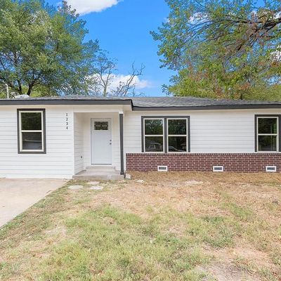 1234 Coleman St, Greenville, TX 75401