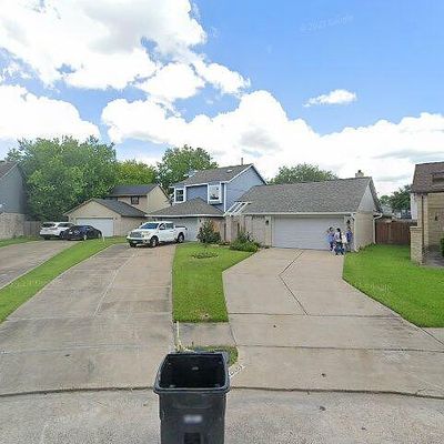 12419 Truesdell Dr, Houston, TX 77071