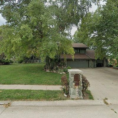 12425 V St, Omaha, NE 68137