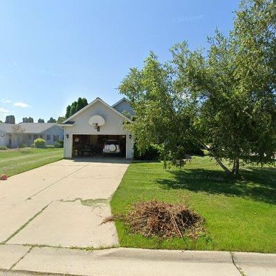 1301 Hadley Ct, Watertown, WI 53098