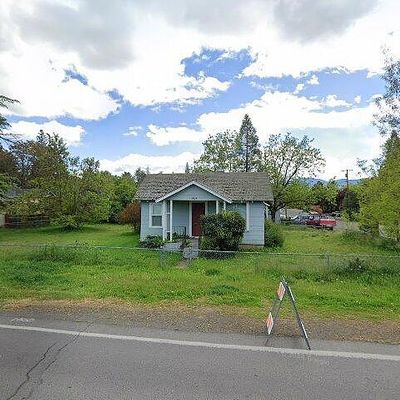 1304 Spring St, Medford, OR 97504