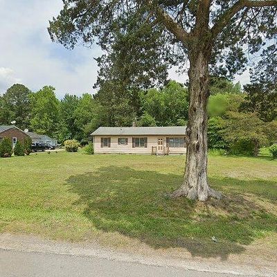 13067 Poor House Rd, Windsor, VA 23487