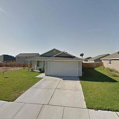 1307 Asparagus Ln, Sunnyside, WA 98944