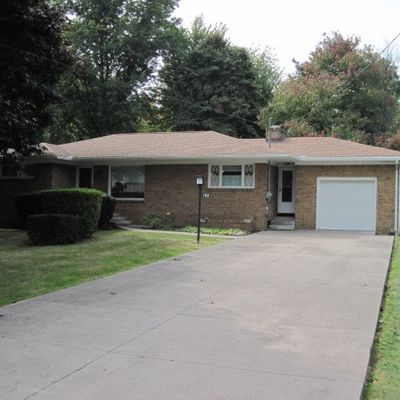 132 Lowry Rd, Erie, PA 16511