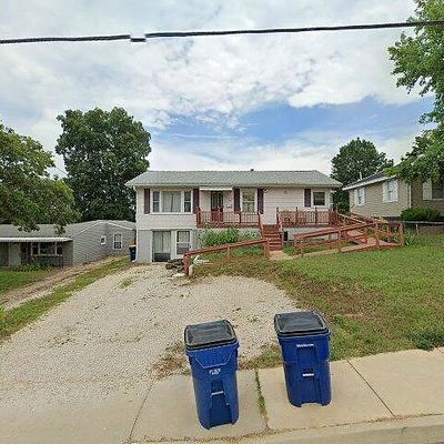 1322 Boyd St, De Soto, MO 63020