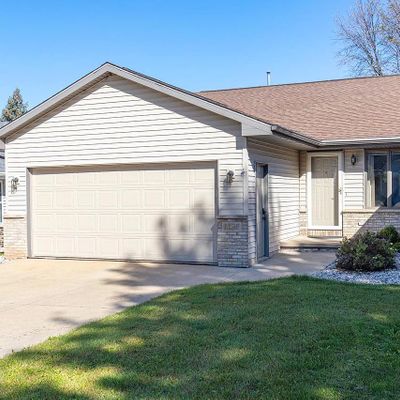 1322 W Weiland Ln, Appleton, WI 54914