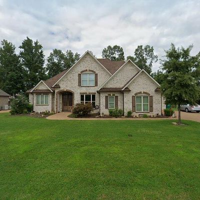 116 Ravenwood Dr, Jackson, TN 38305