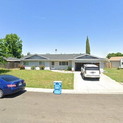 1171 Robert Dr, Yuba City, CA 95993