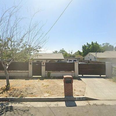 11810 Snelling St, Sun Valley, CA 91352