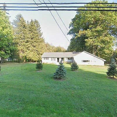 11865 Auburn Rd, Chardon, OH 44024